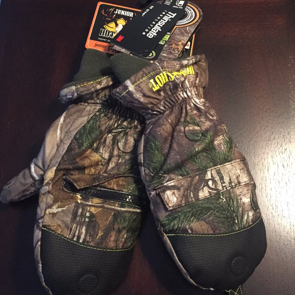Youth Camo Gloves